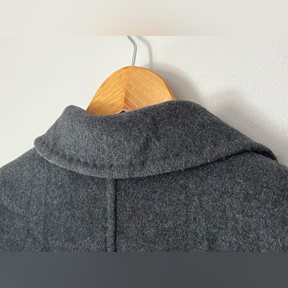 Women’s Burberry Wool / Cashmere Tailored Coat - Picture 7 of 16